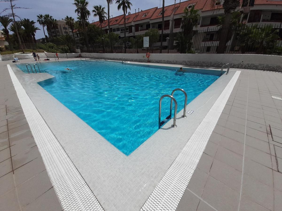 Playa Honda Luxury Apartment อาโรนา ภายนอก รูปภาพ