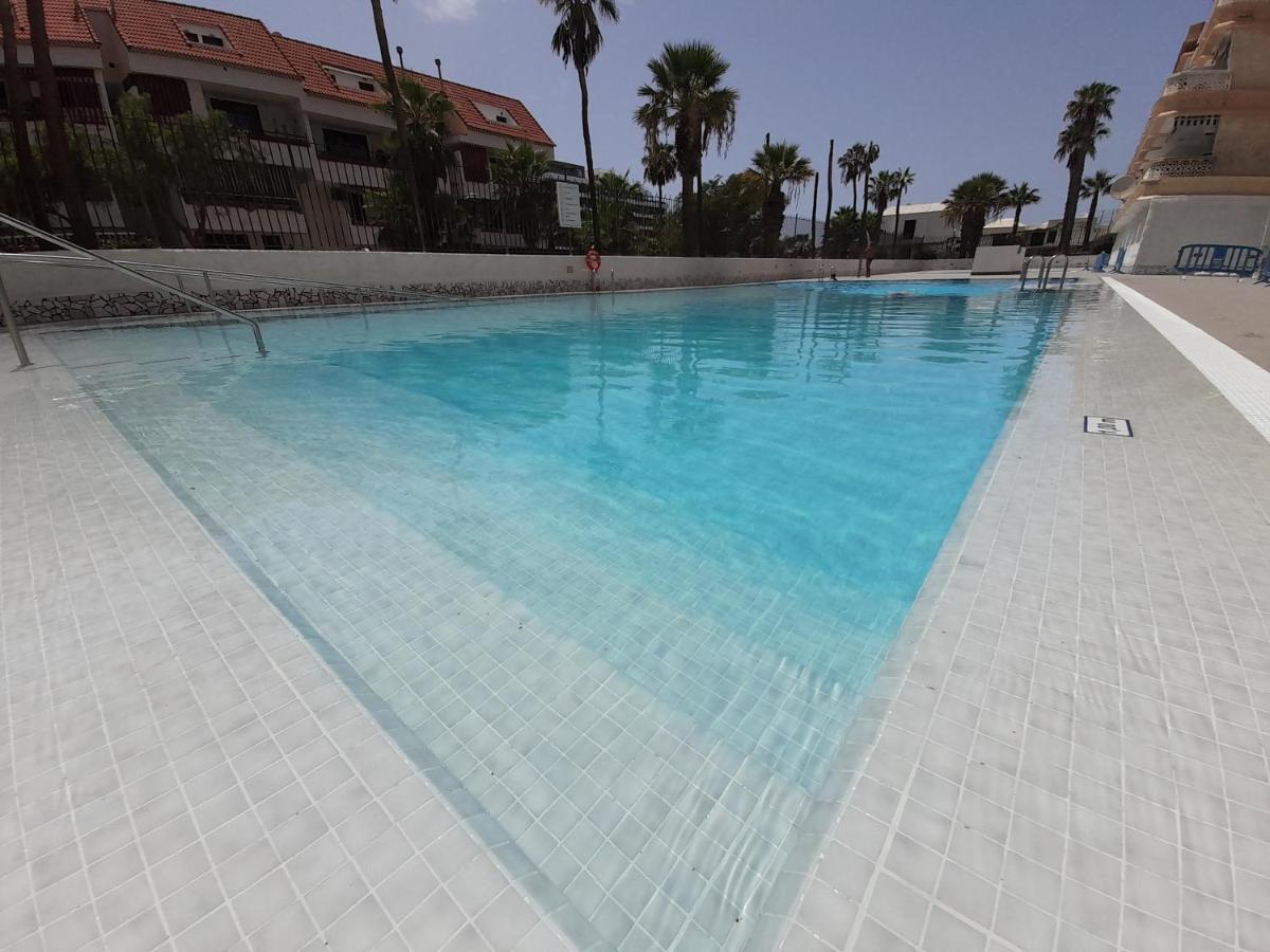 Playa Honda Luxury Apartment อาโรนา ภายนอก รูปภาพ